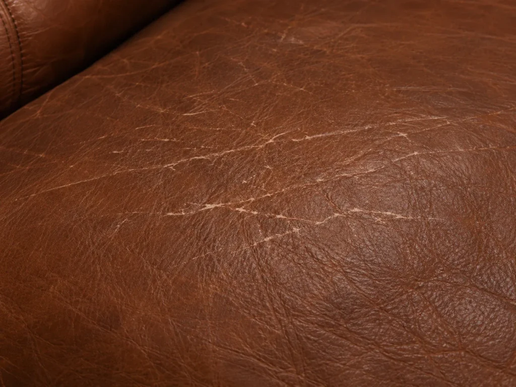Leather color problem: pale scratches