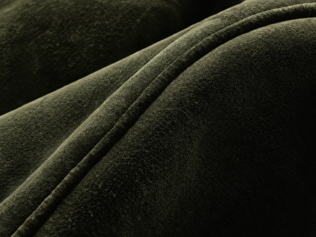 Custom upholstery finish: welted piping